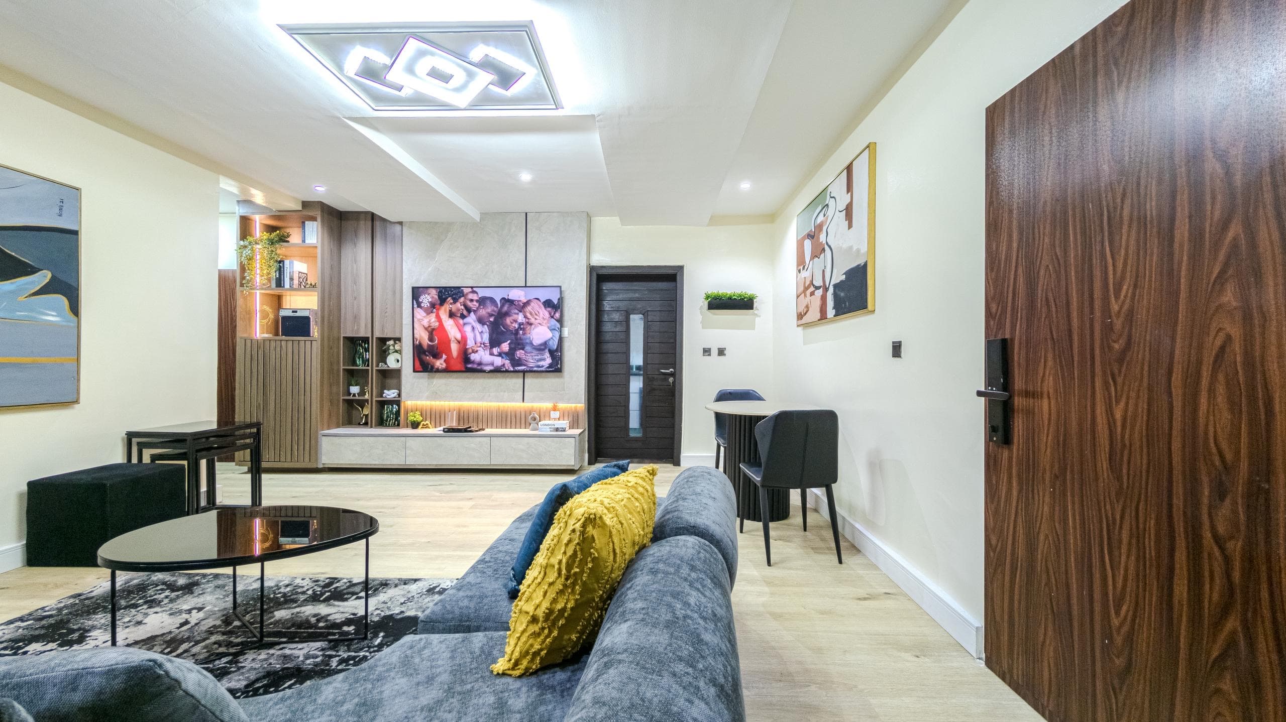 Spacious 1 bedroom apartment — 1-bedroom apartment in Lekki, Lagos — photo 1 of 10 (Dwelns)